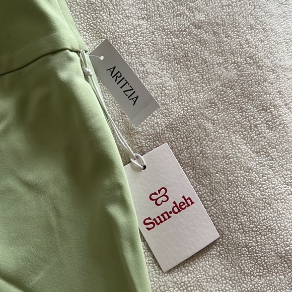 Green skirt - Picture 6 of 8